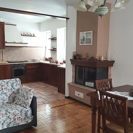 Tiziana House Lejlighed