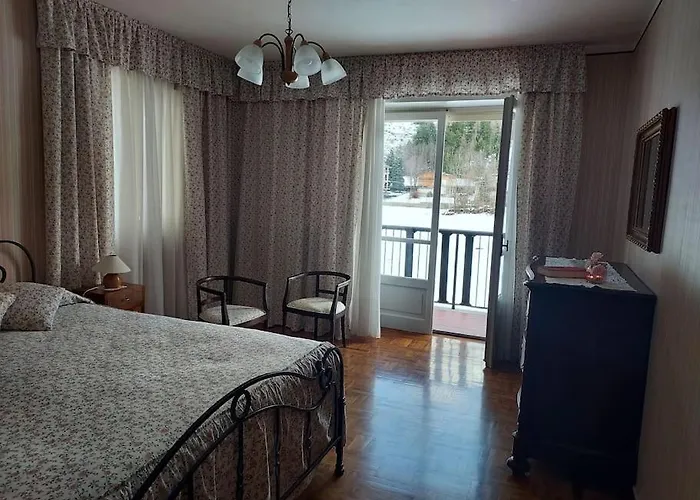 Tiziana House 恩特拉奎