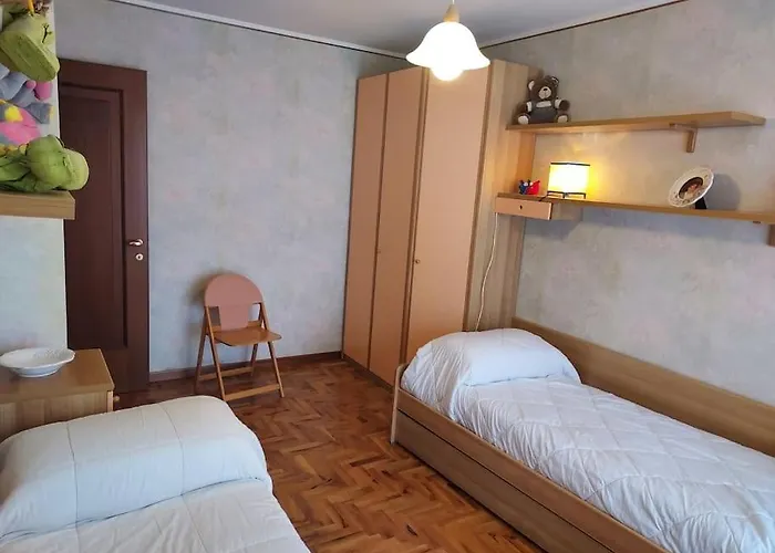 Tiziana House * 恩特拉奎
